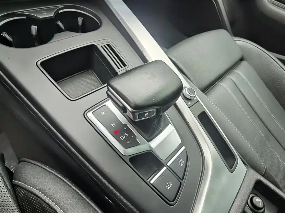 Audi Audi A4L 2022 40 TFSI Fashion Dynamic