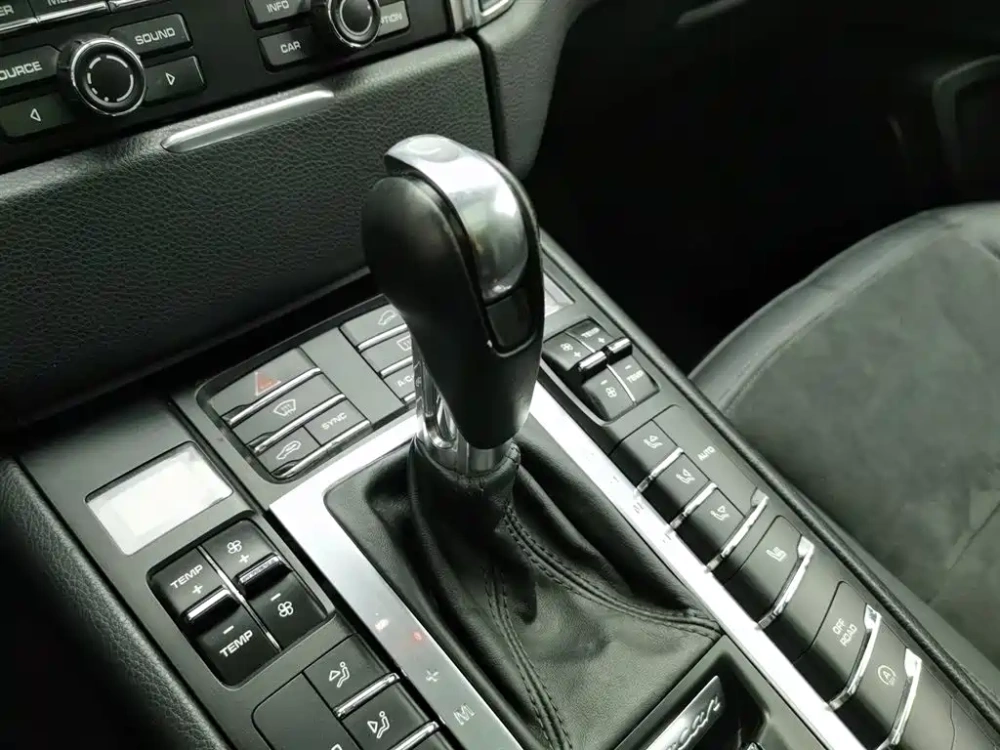 Porsche Macan 2016 Macan 2.0T