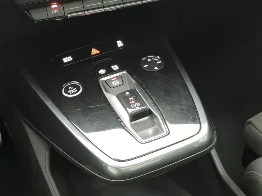 Audi Audi Q4 e-tron 2023 50 e-tron quattro Creation Edition
