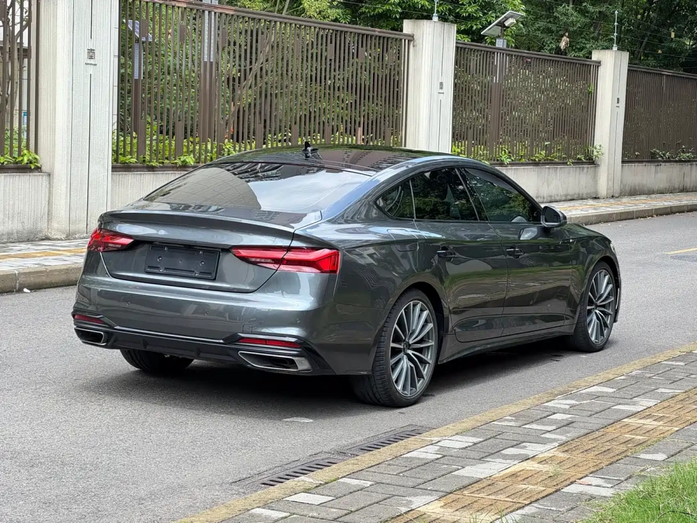 Audi Audi A5 (Import) 2023 Sportback 40 TFSI quattro Luxury Dynamic
