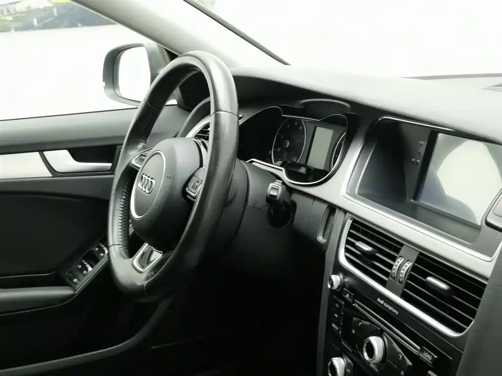 Audi Audi A4L 2015 45 TFSI quattro Individual Sport