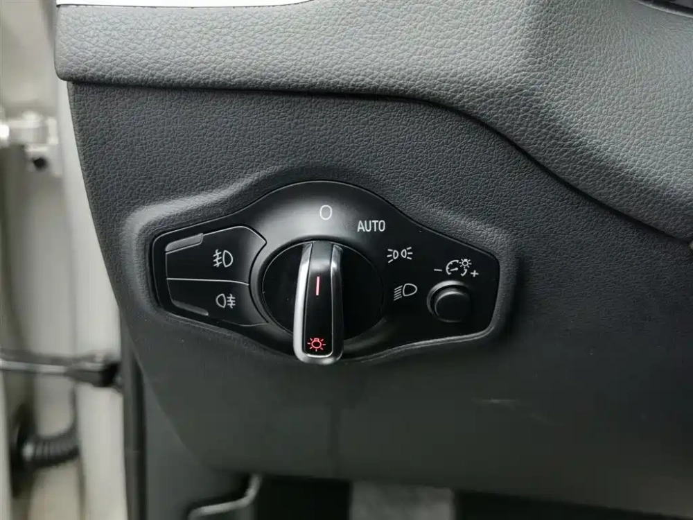 Audi Audi Q5 2017 40 TFSI Technology