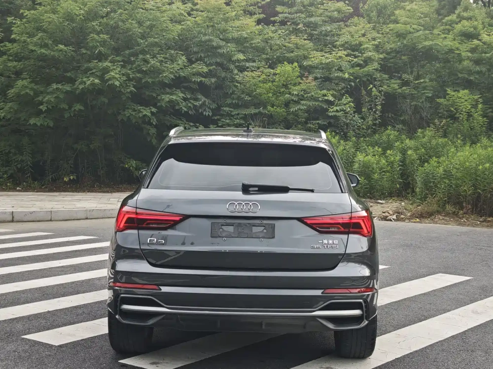 Audi Audi Q3 2023 35 TFSI Fashion Dynamic (1.4T)