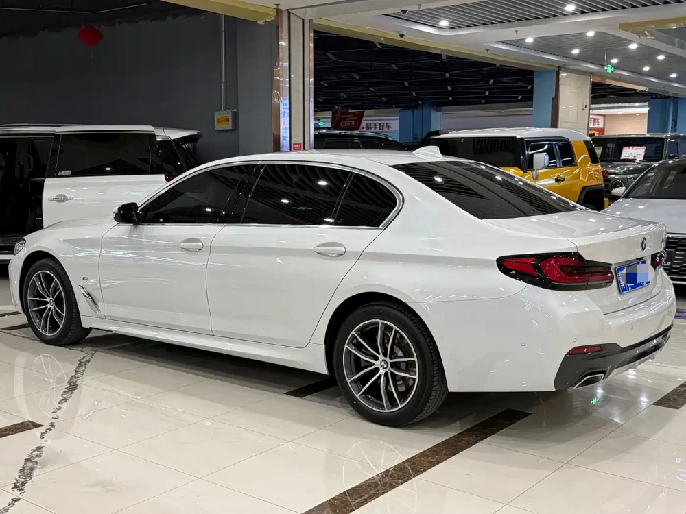 BMW BMW 5 Series 2022 Model Second Facelift 525Li M Sport Package