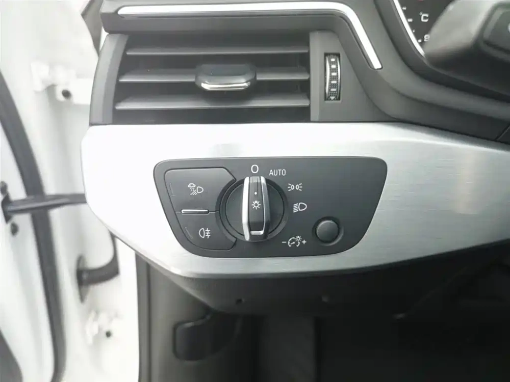 Audi Audi A4L 2019 40 TFSI Fashion (China VI)