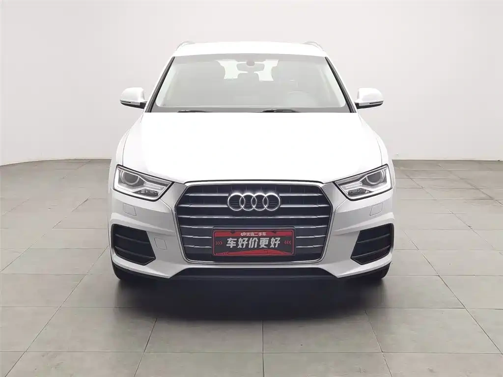 Audi Audi Q3 2018 30th Anniversary Edition 30 TFSI Standard