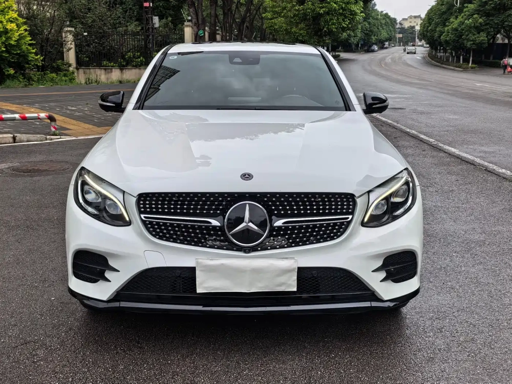 Mercedes-Benz Mercedes-Benz GLC Coupe 2017 GLC 300 4MATIC Coupe SUV
