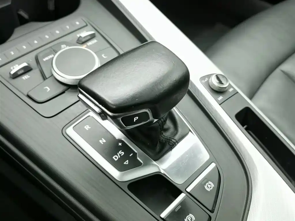 Audi Audi A4L 2017 40 TFSI Fashion Edition