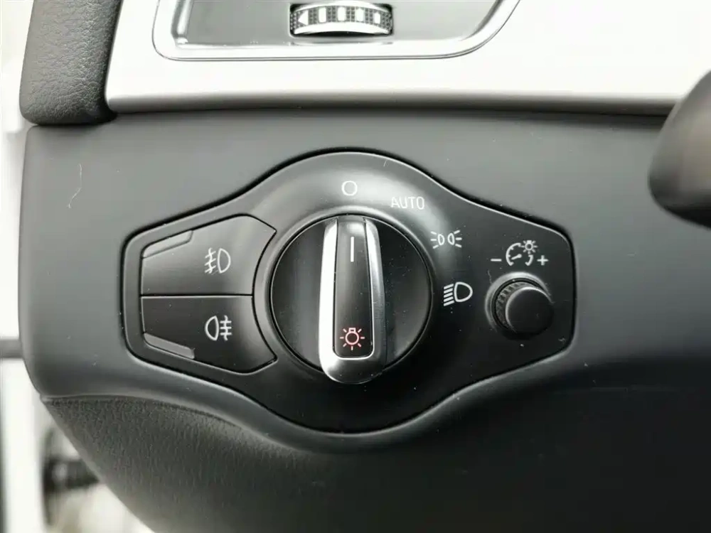 Audi Audi A4L 2016 35 TFSI Automatic Standard