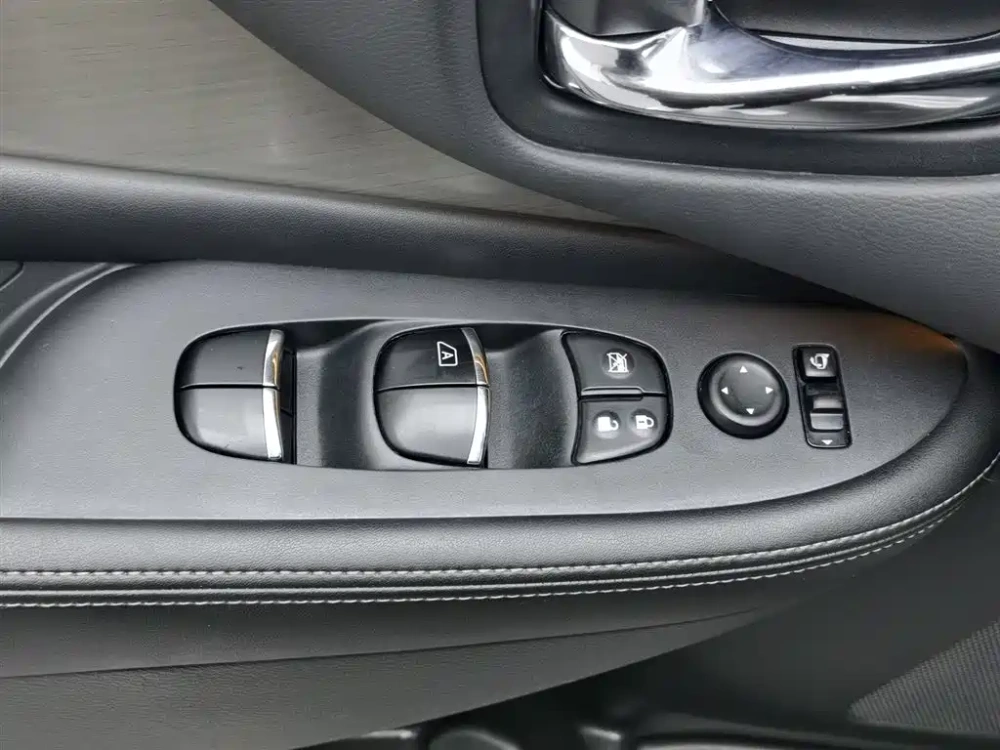 Nissan Murano 2019 2.5L XL 2WD Smart Connect Luxury (China V)