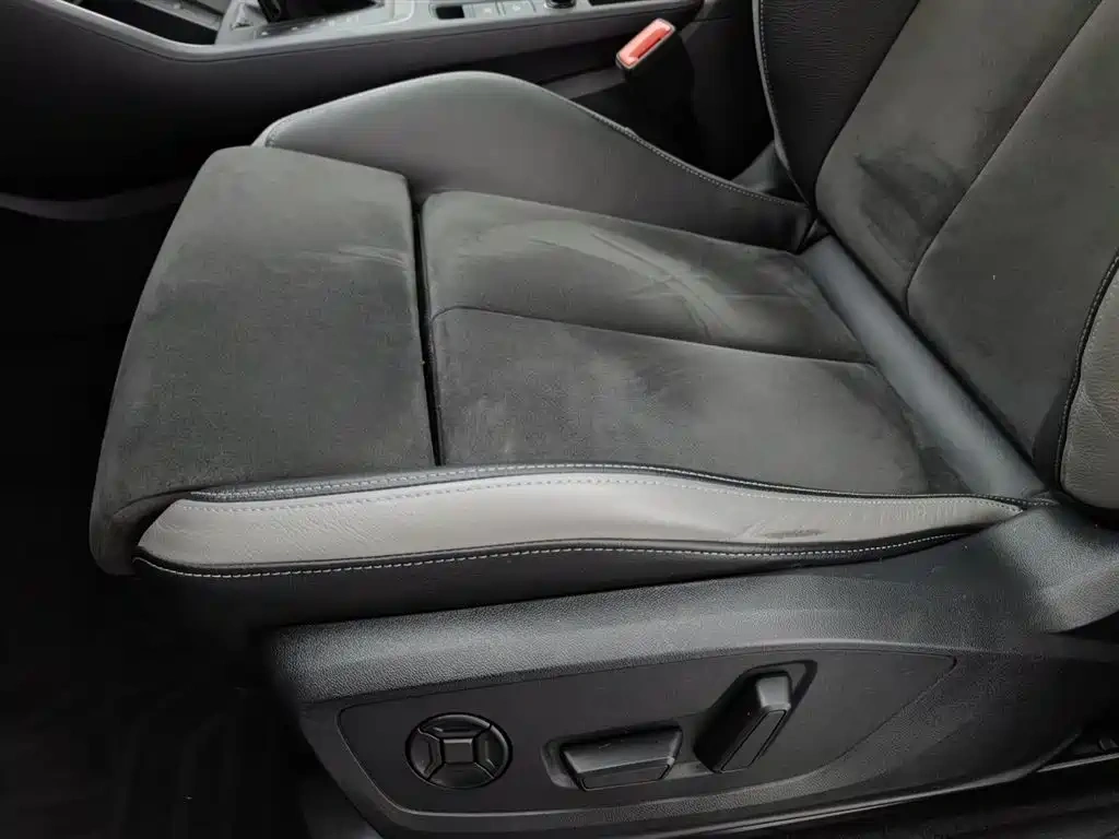 Audi Audi Q3 2019 35 TFSI Fashion Sport