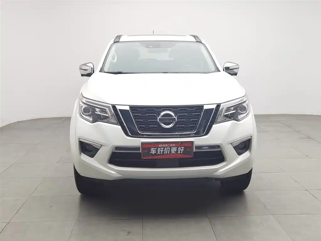 Nissan Terra 2018 2.5L Automatic 2WD Smart Enjoy Edition