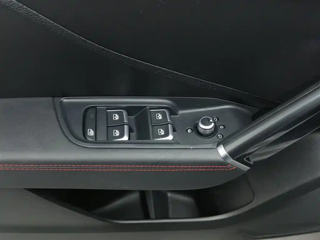 Audi Audi Q2L 2022 35 TFSI Progressive Dynamic
