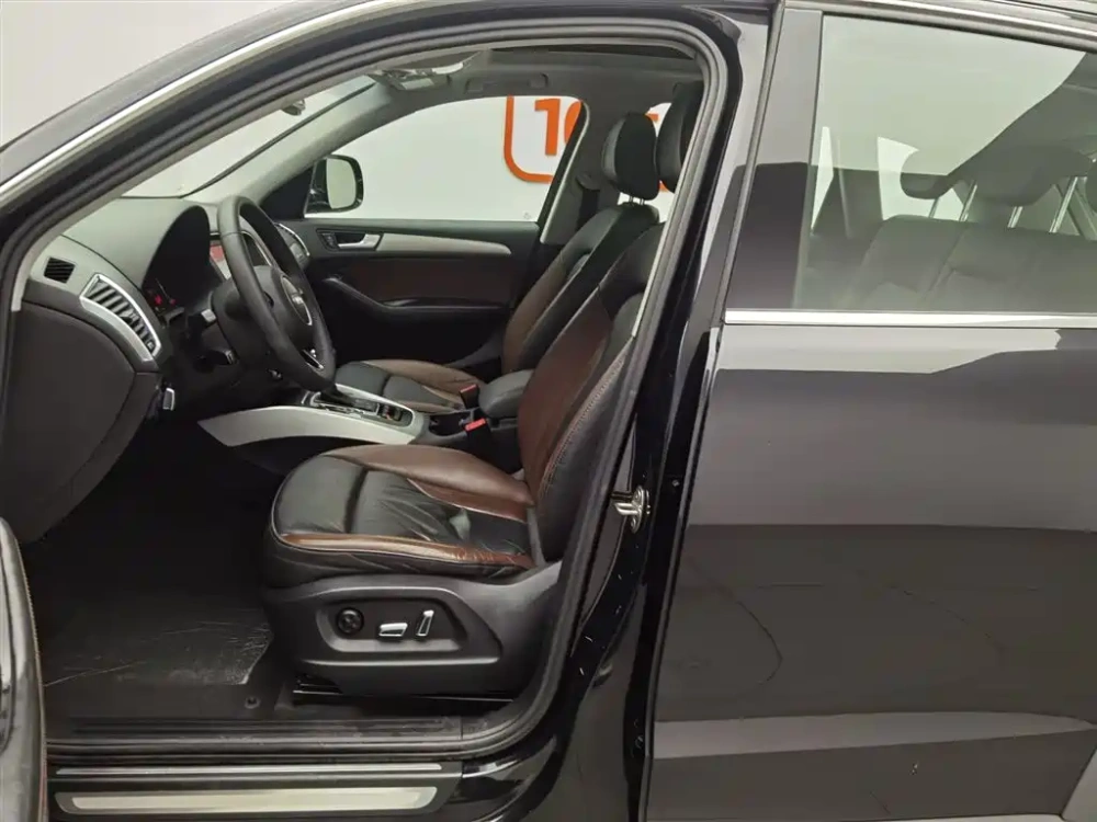 Audi Audi Q5 2017 Plus 40 TFSI Technology