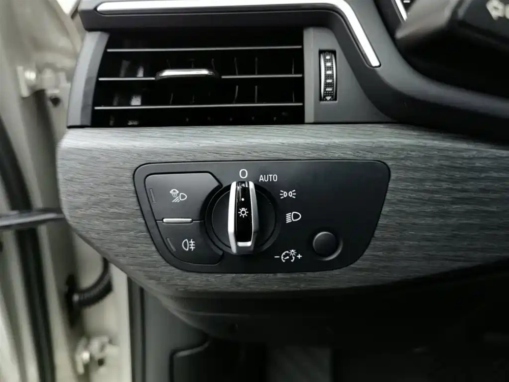 Audi Audi A4L 2017 40 TFSI Sport Edition