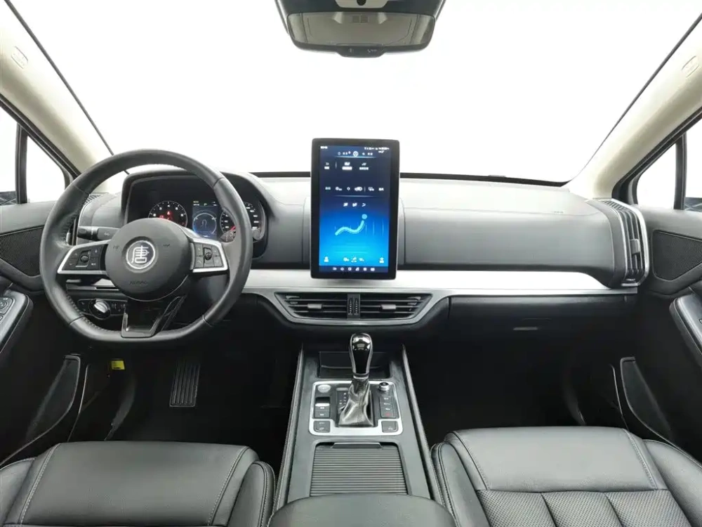 BYD Tang 2019 2.0T Automatic Smart Connect Noble 7-seater China VI