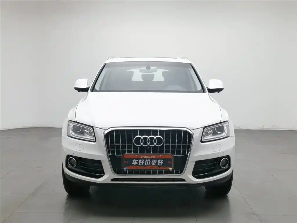 Audi Audi Q5 2016 40 TFSI Technology Model