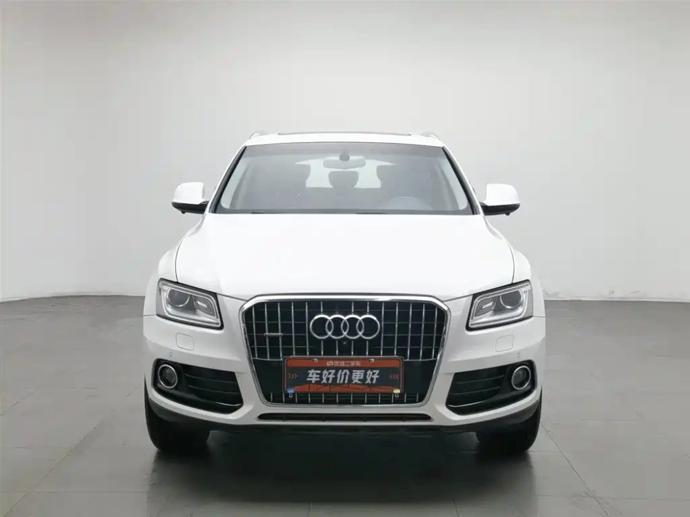 Audi Audi Q5 2016 40 TFSI Technology Model