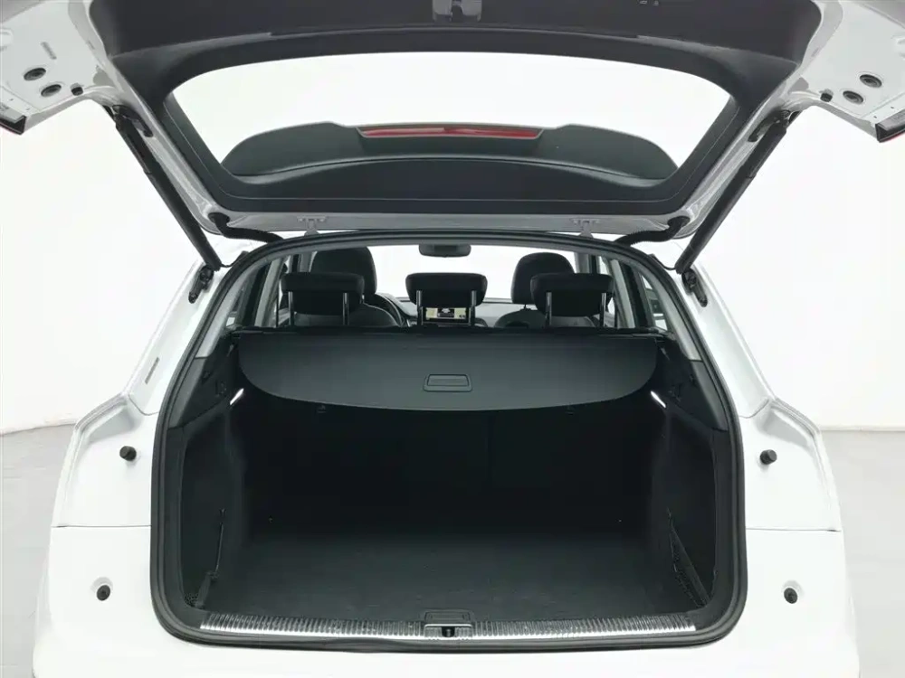 Audi Audi Q5L 2020 Facelift 40 TFSI Honor Fashion