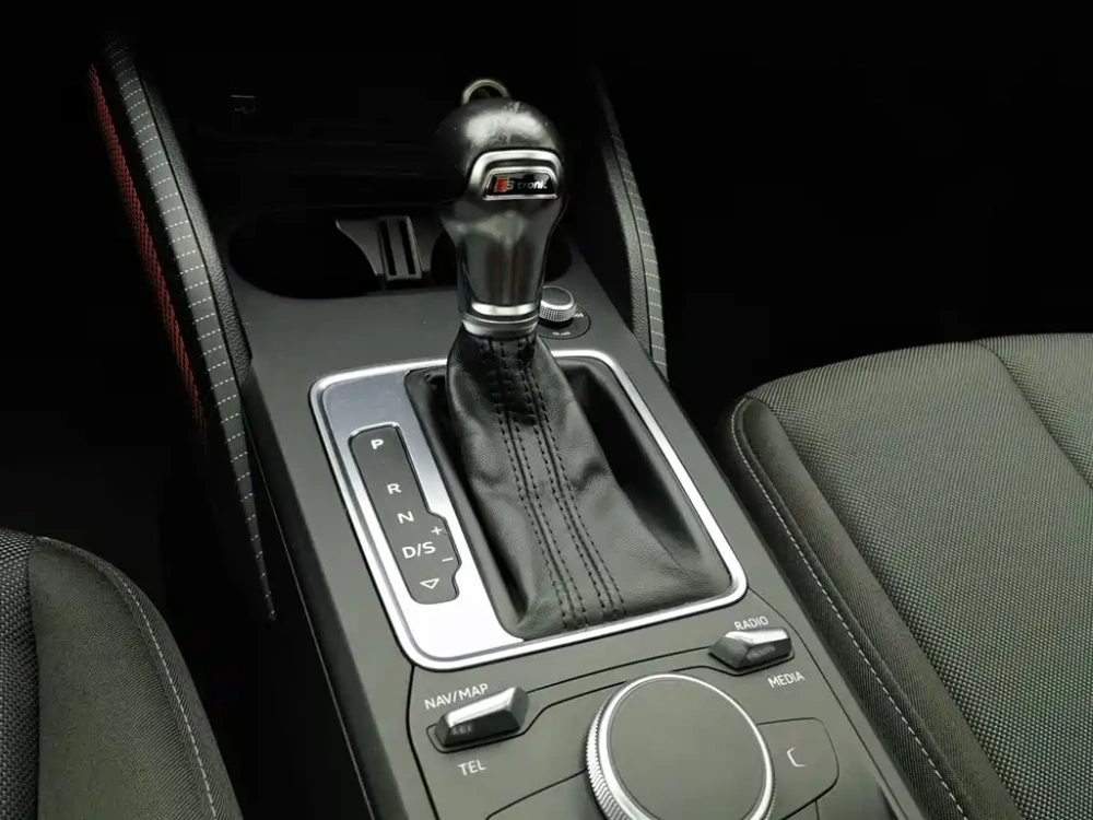 Audi Audi Q2L 2018 35 TFSI Launch Exclusive Edition China V