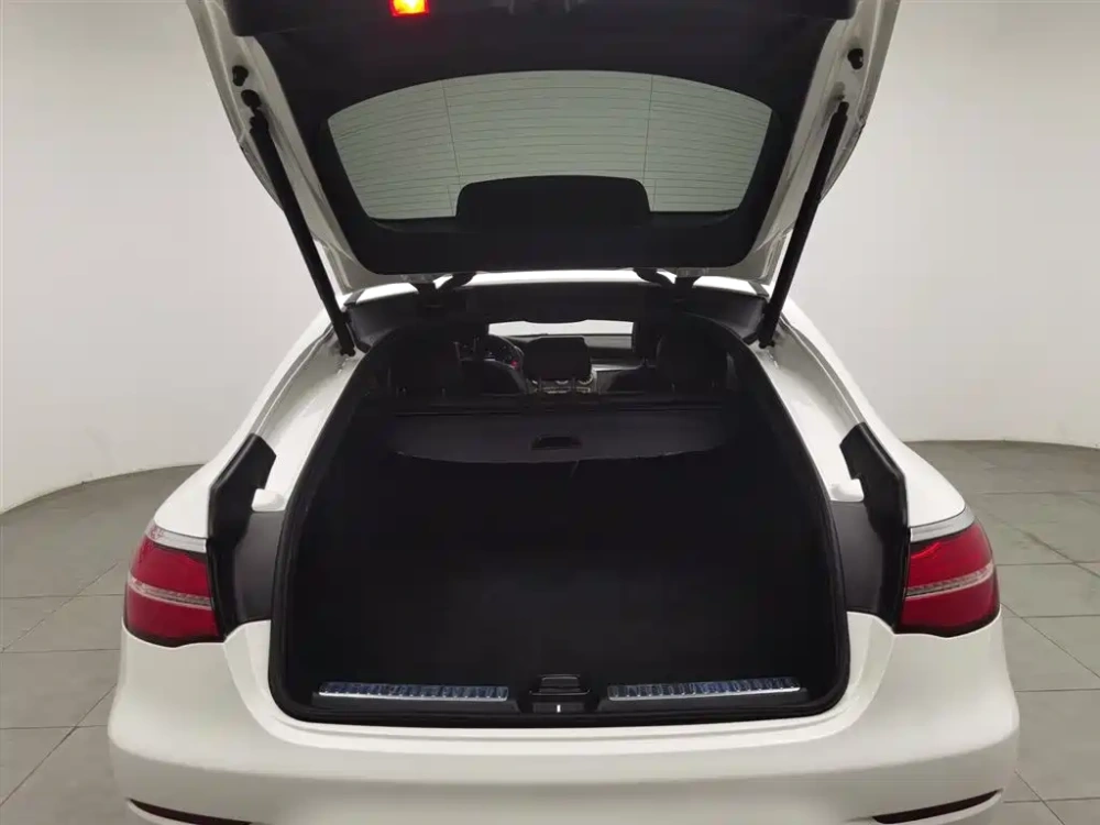Mercedes-Benz Mercedes-Benz GLC Coupe 2019 GLC 260 4MATIC Coupe SUV