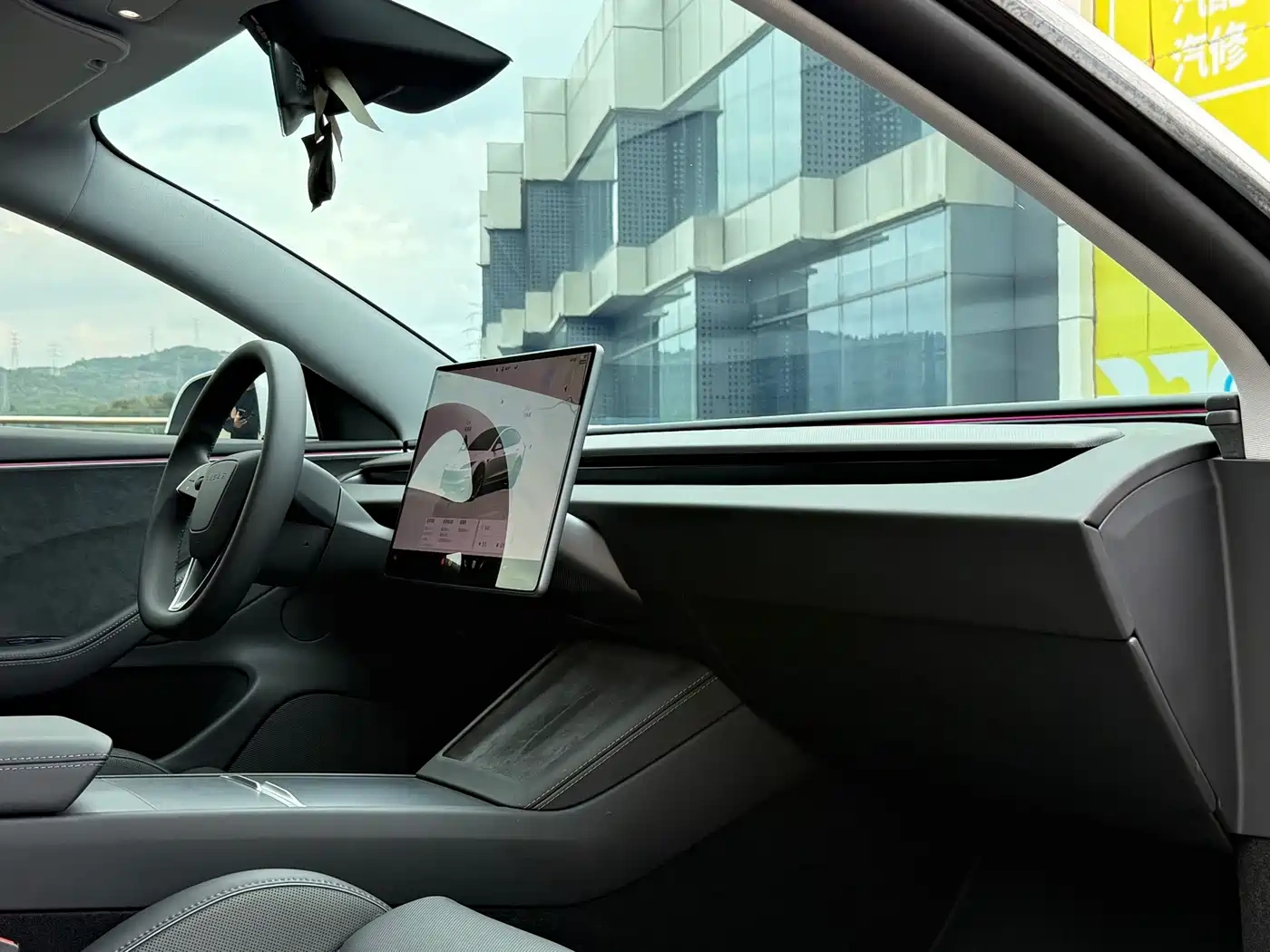 Tesla Model 3 2025 Model Year Facelift Performance All-Wheel Drive