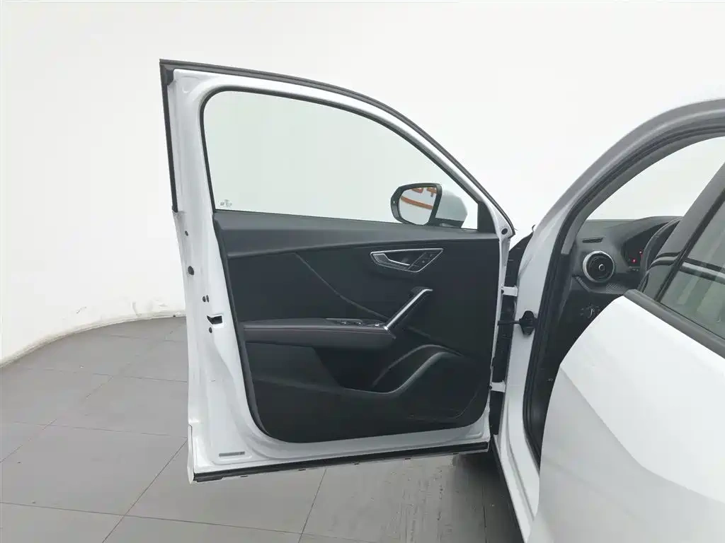 Audi Audi Q2L 2022 35 TFSI Progressive Dynamic