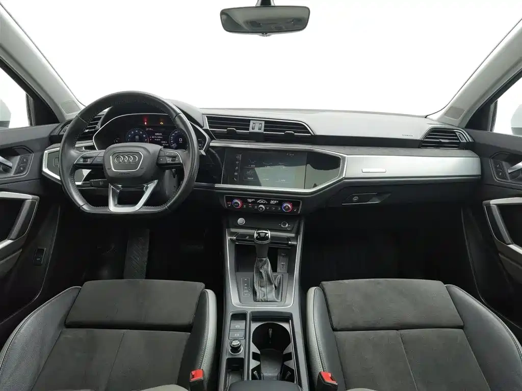 Audi Audi Q3 2019 35 TFSI Fashion Sport