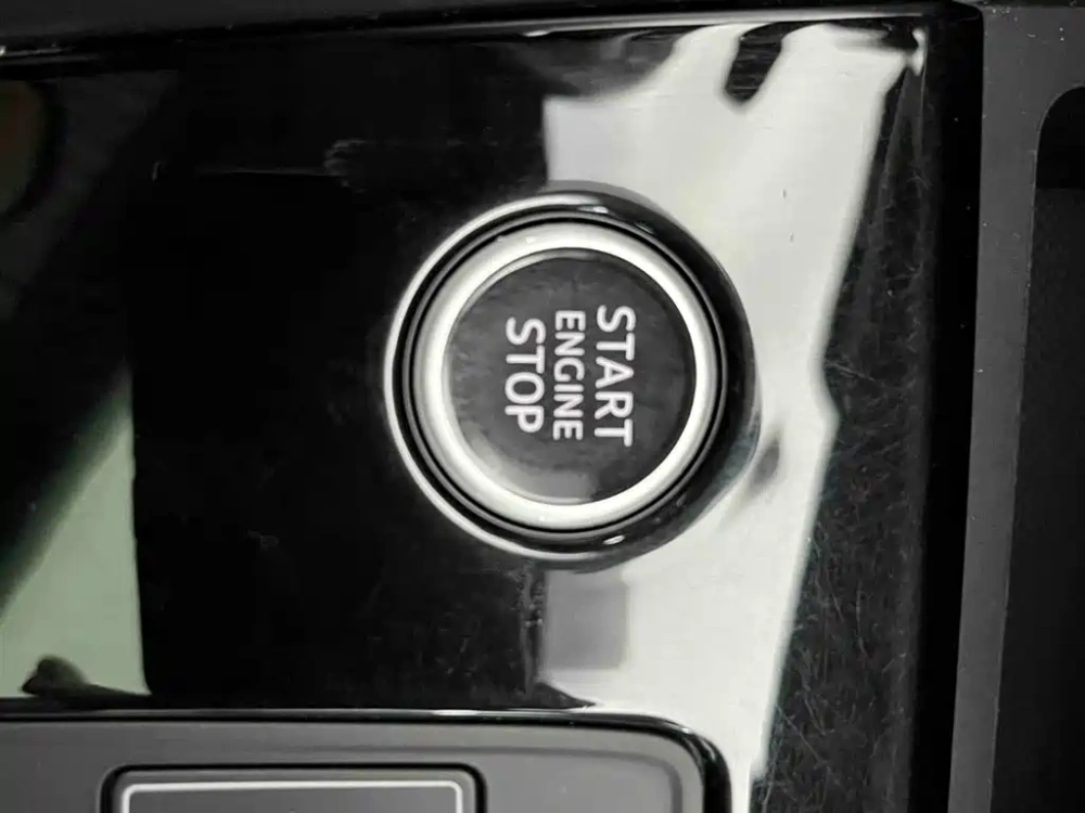 Audi Audi A3 2023 Facelift Sportback 35 TFSI Fashion Sport