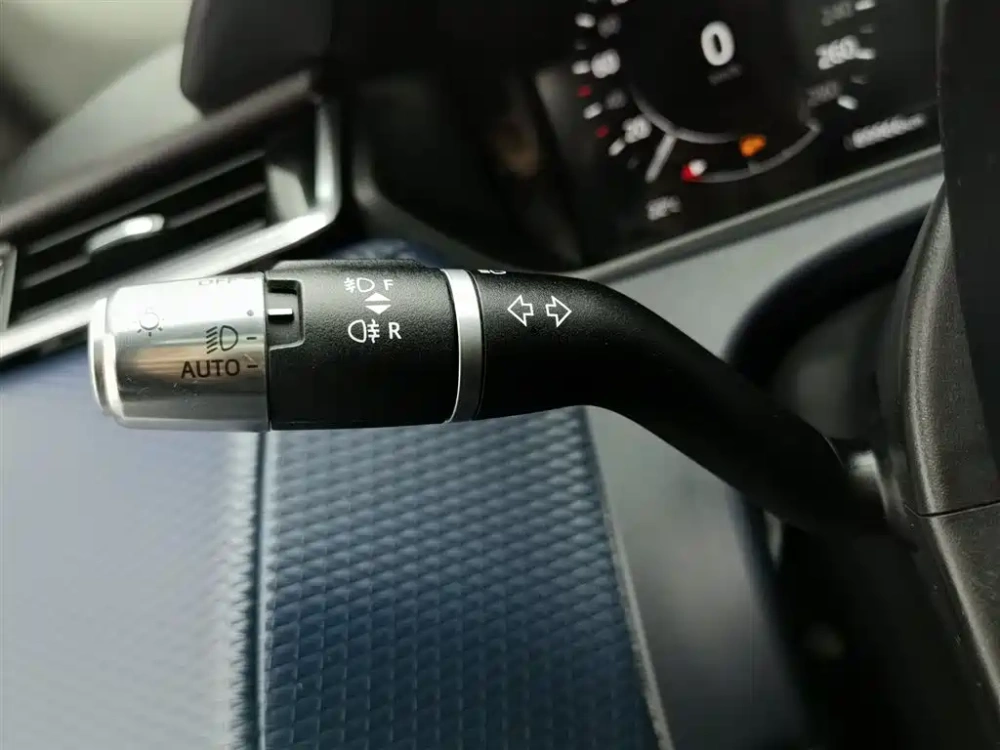 Land Rover Range Rover Velar 2021 P250 Gloss Black Collector's Edition
