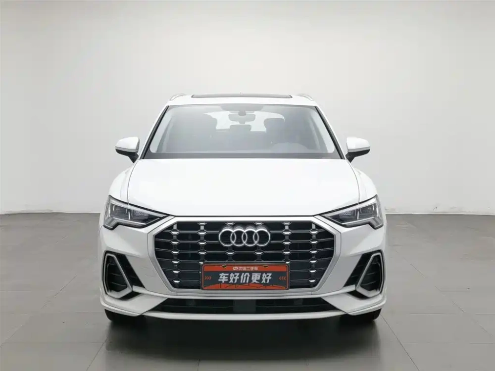 Audi Audi Q3 2019 35 TFSI Fashion Sport