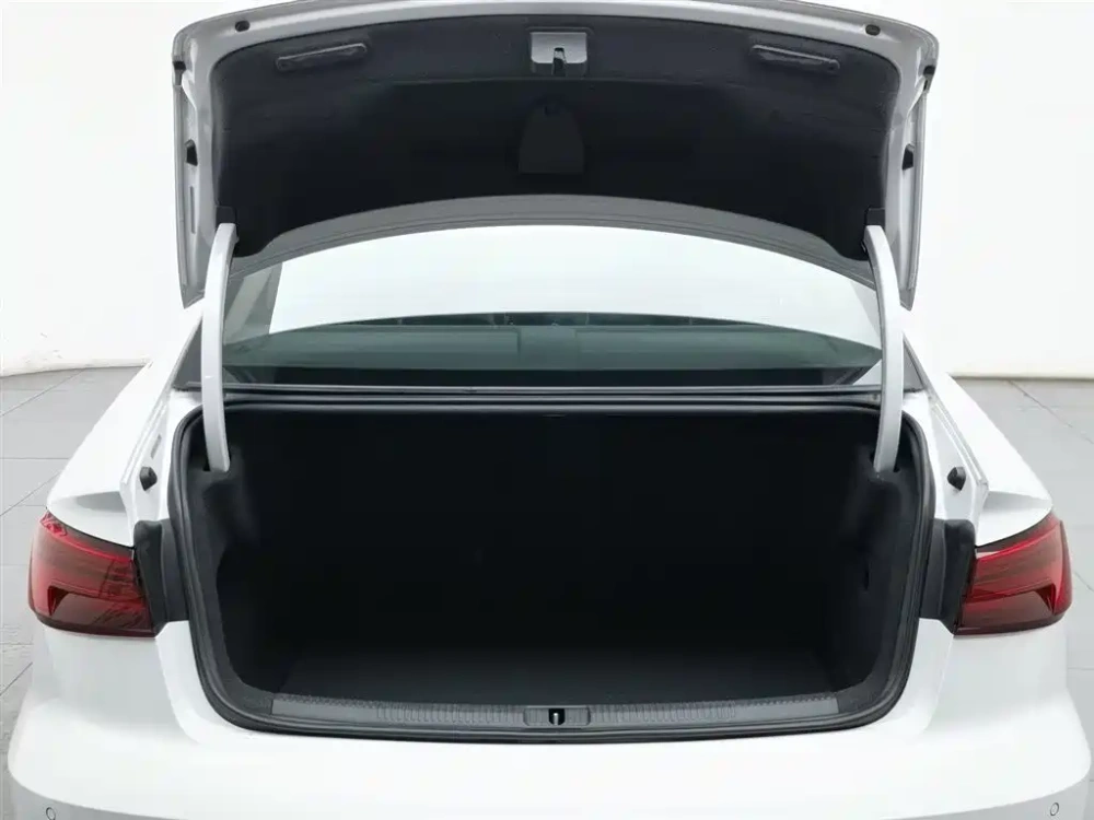 Audi Audi A3 2019 Limousine 35 TFSI Progressive China VI