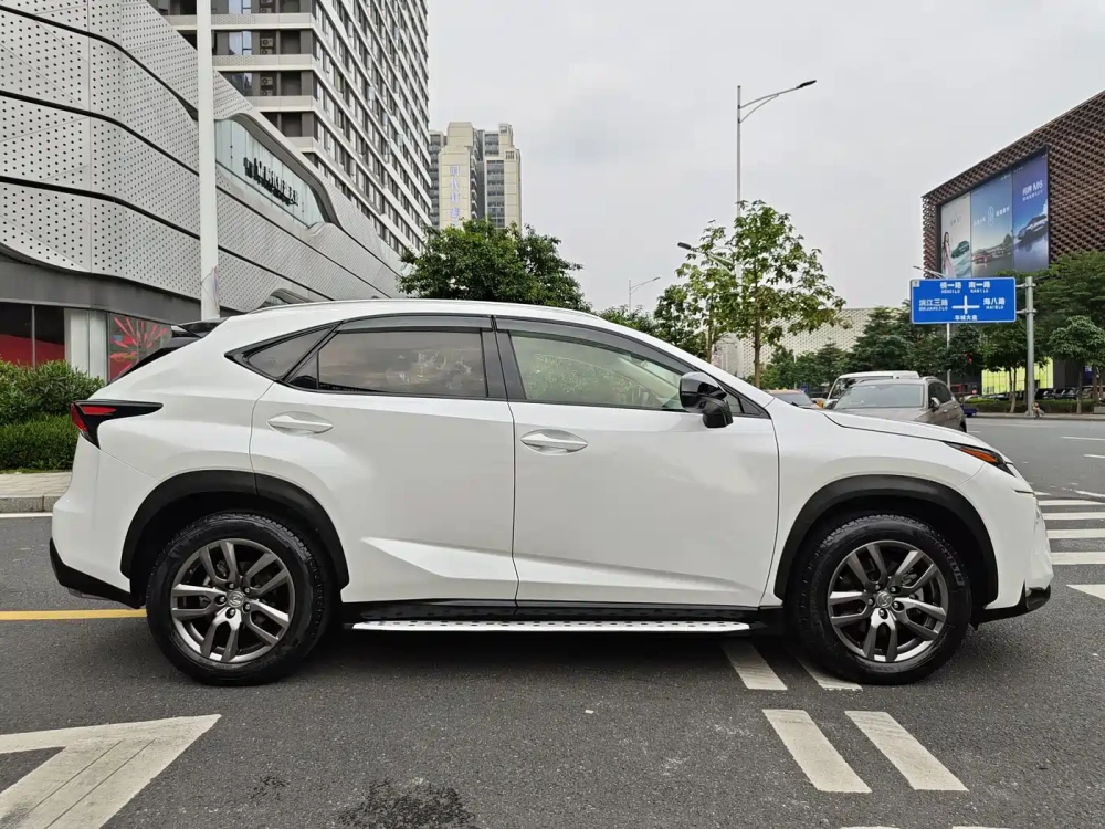 Lexus Lexus NX 2015 200t AWD F Sport