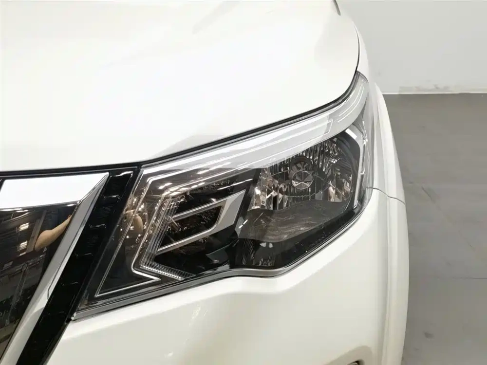 Nissan Terra 2020 2.5L XL Upper 4WD Automatic Luxury Edition