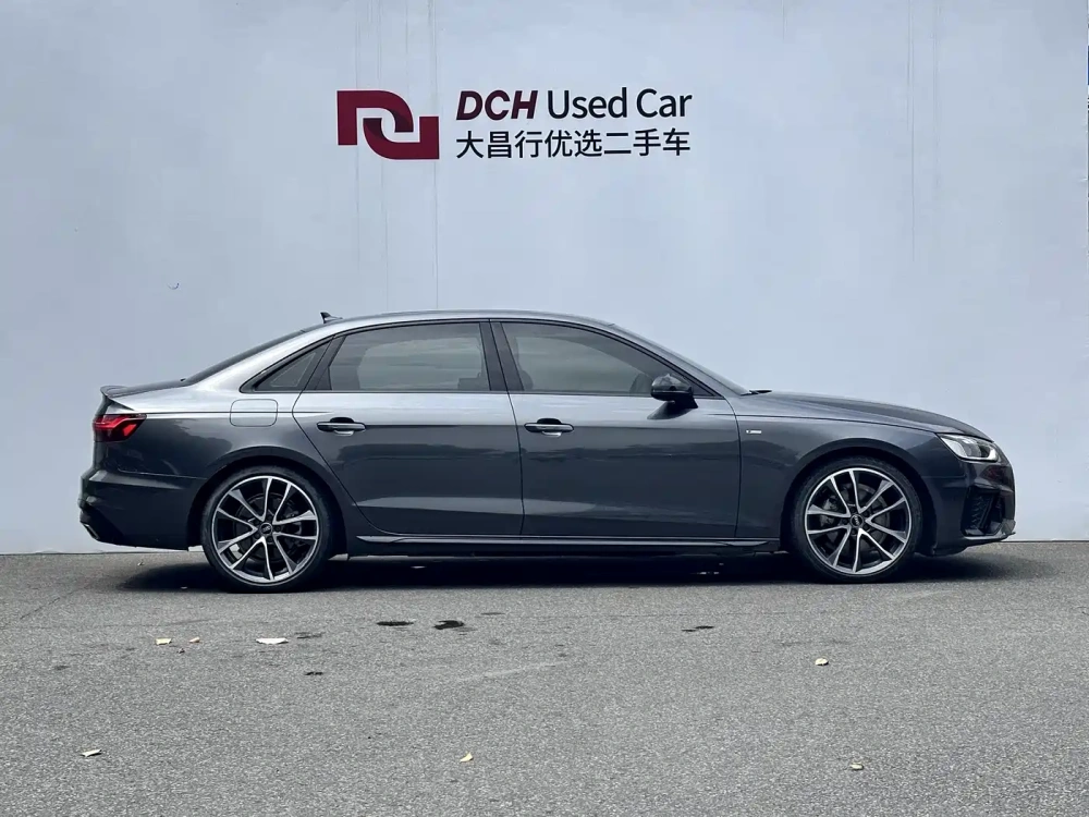 Audi Audi A4L 2023 40 TFSI quattro Luxury Sport
