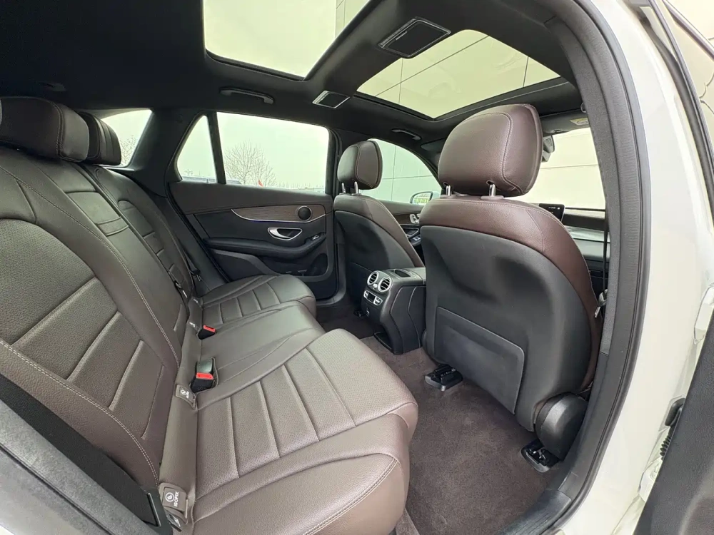 Mercedes-Benz Mercedes-Benz GLC 2022 Model GLC 260 L 4MATIC Luxury Edition
