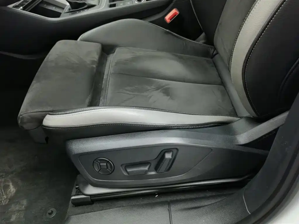 Audi Audi Q3 2019 35 TFSI Fashion Sport