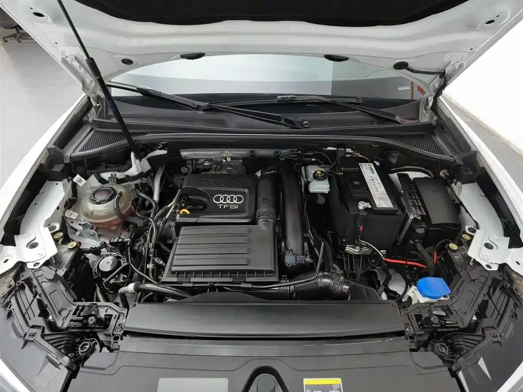 Audi Audi Q3 2019 35 TFSI Fashion Sport