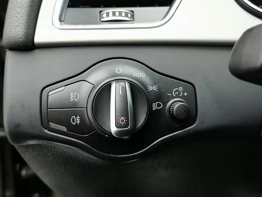 Audi Audi A4L 2015 45 TFSI quattro Individual Sport