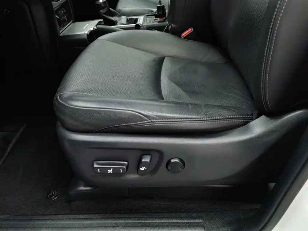 Toyota Prado 2018 3.5L Automatic TX-L Rear-mounted Spare Tire