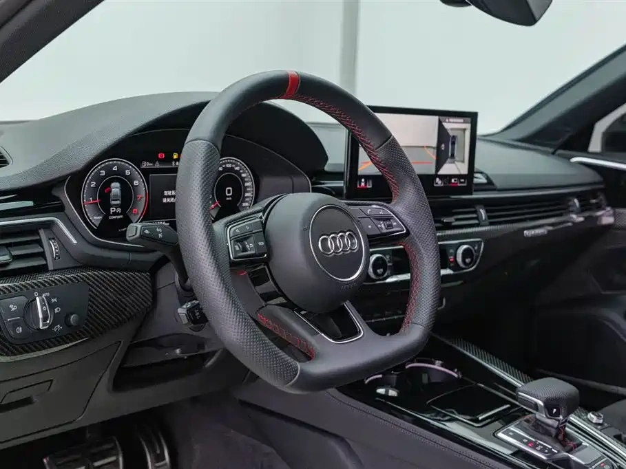 Audi Audi A4L 2025 2 Million Celebration Edition 45 TFSI quattro Premium Dynamic