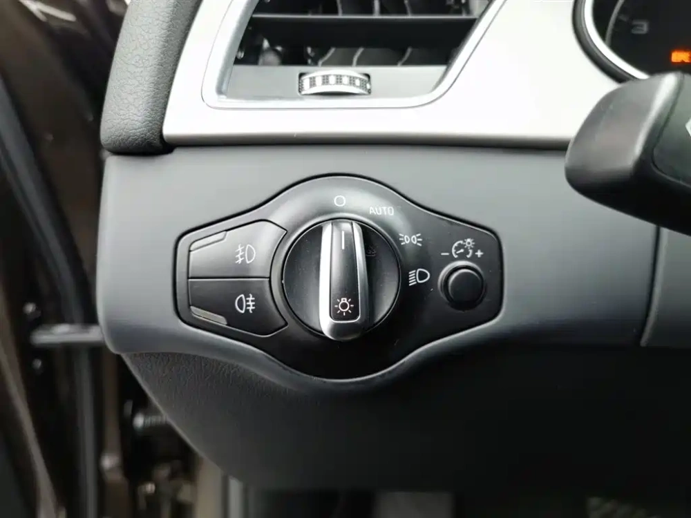 Audi Audi A4L 2015 35 TFSI Auto Comfort