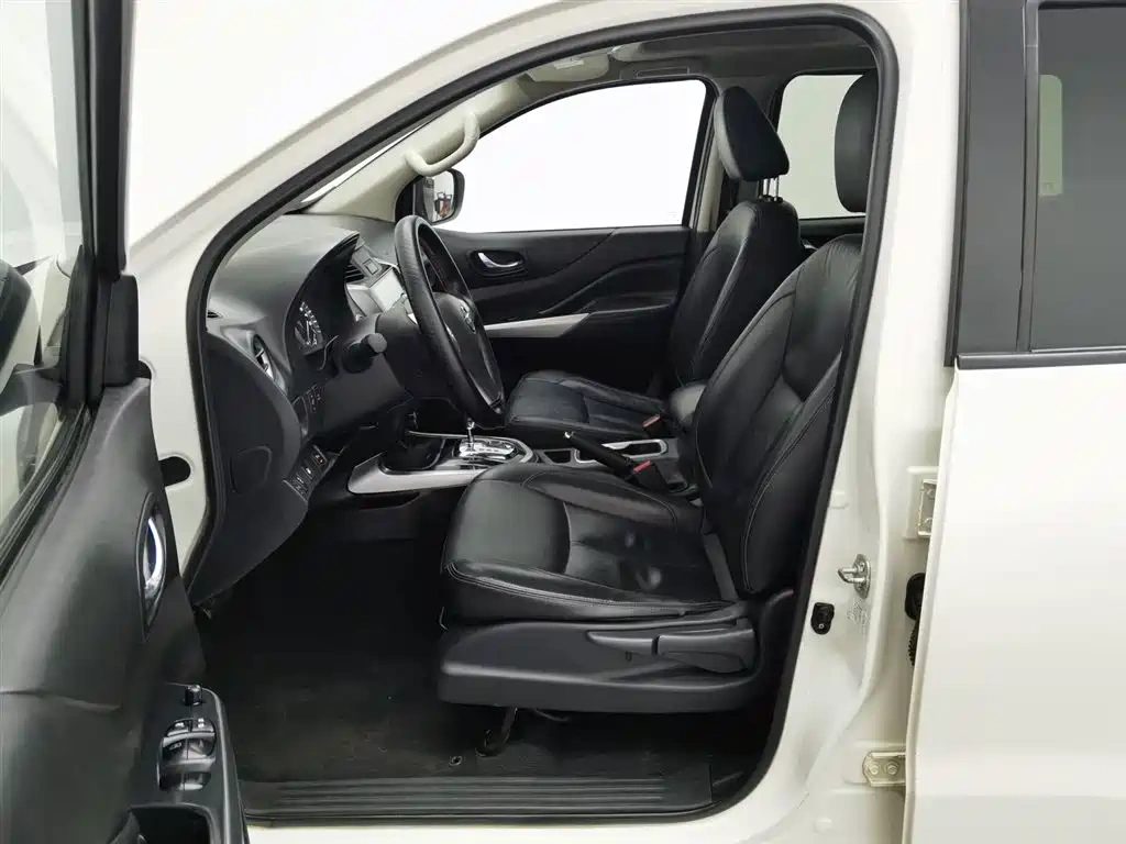 Nissan Terra 2020 2.5L XL Upper 4WD Automatic Luxury Edition