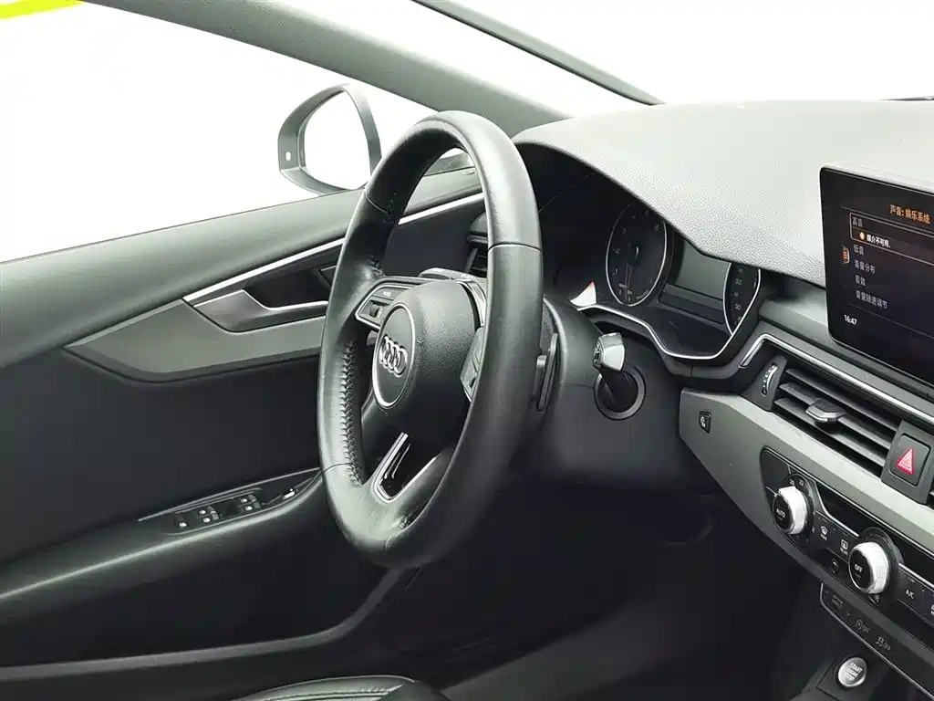 Audi Audi A4L 2017 40 TFSI Progressive