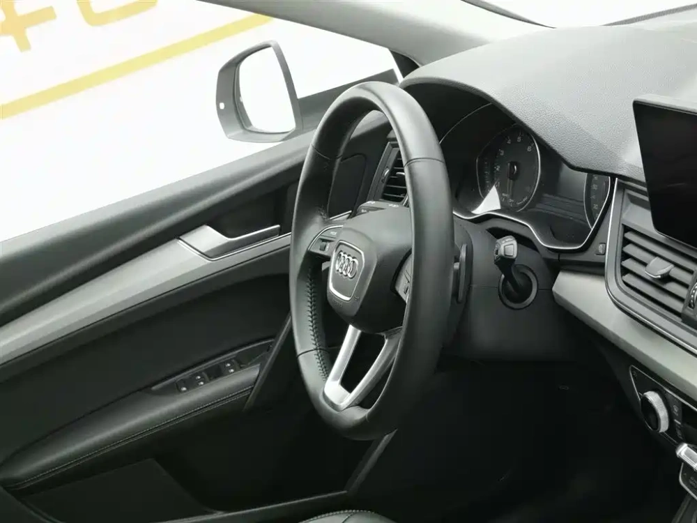 Audi Audi Q5L 2020 Facelift 40 TFSI Honor Progressive