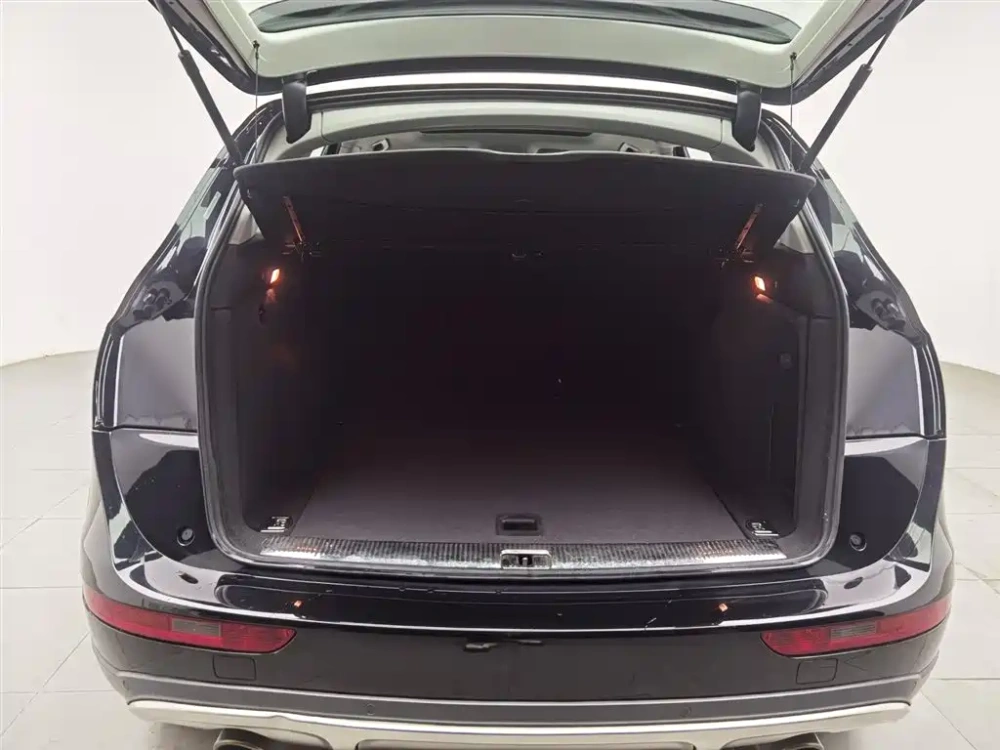 Audi Audi Q5 2017 Plus 40 TFSI Technology