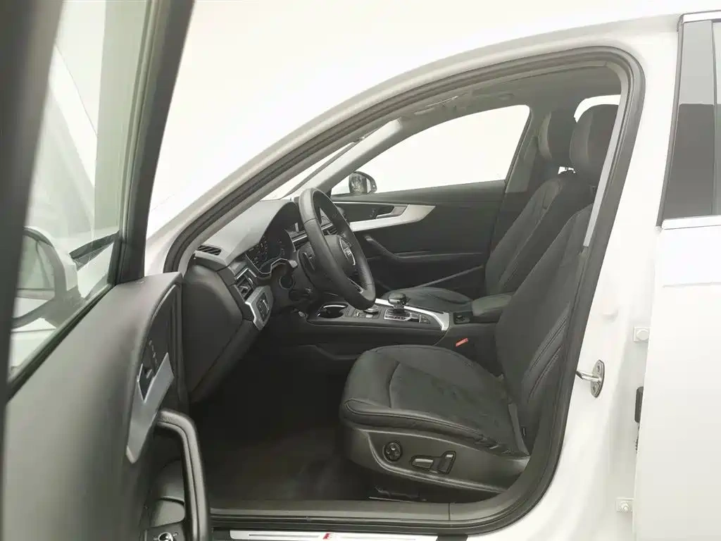 Audi Audi A4L 2019 40 TFSI Fashion (China VI)