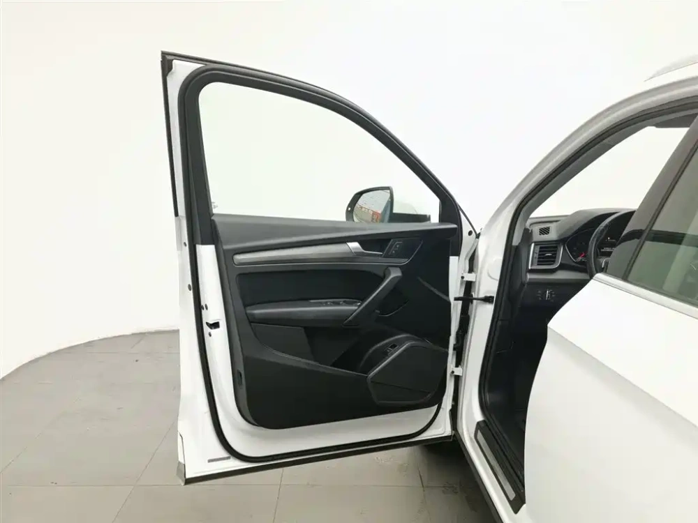 Audi Audi Q5L 2018 40 TFSI Premium Progressive China VI