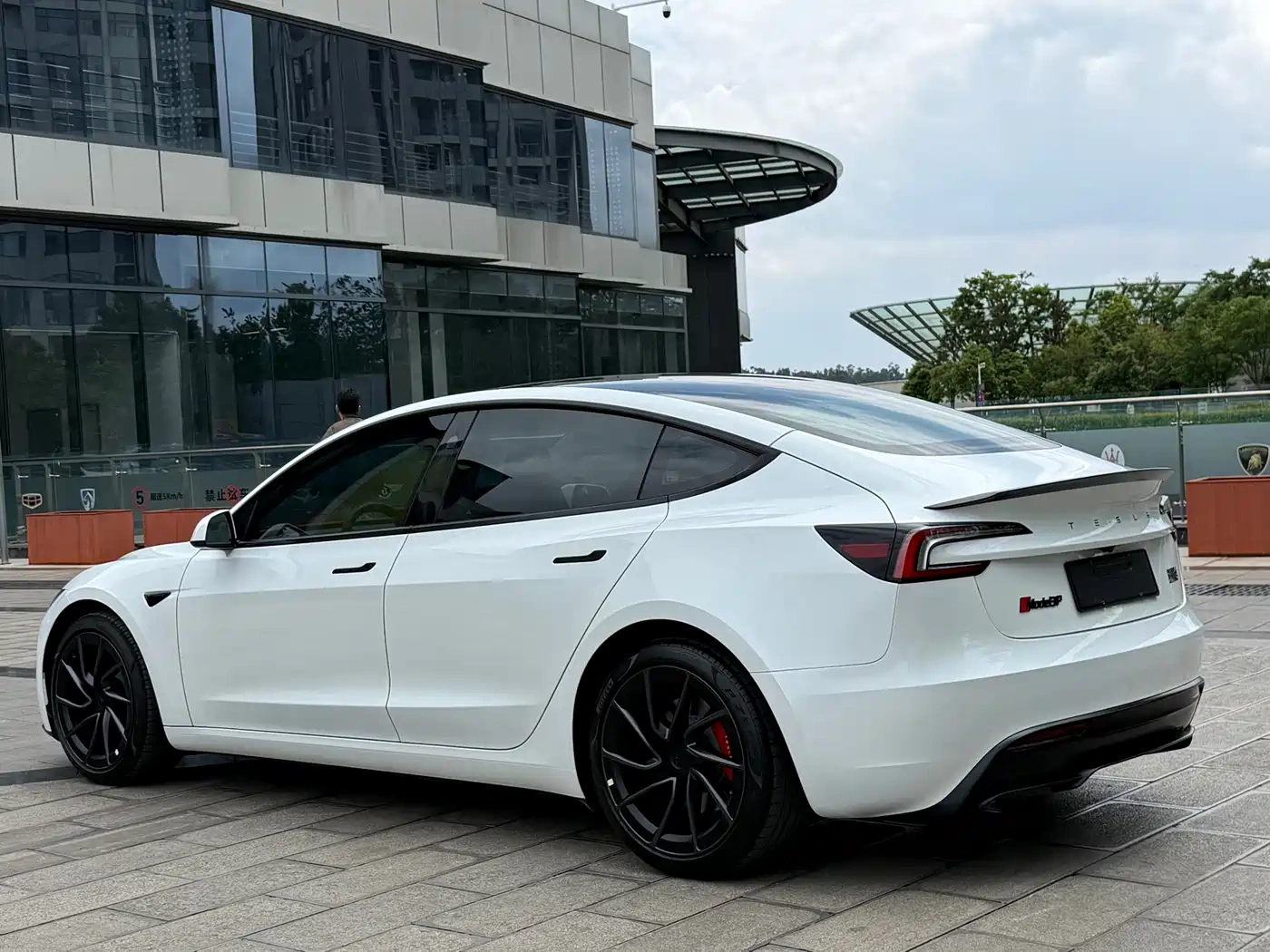 Tesla Model 3 2025 Model Year Facelift Performance All-Wheel Drive