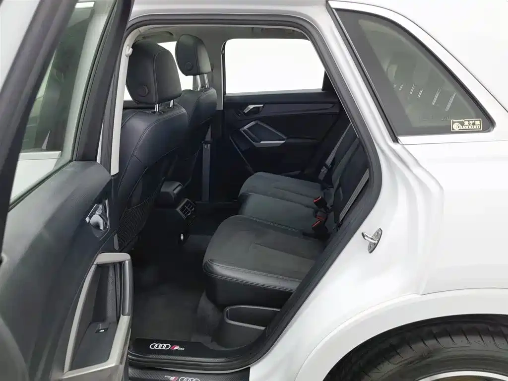 Audi Audi Q3 2021 35 TFSI Progressive Sport